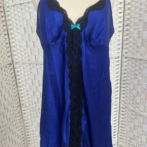 Apt. 9 Blue and Black Chemise with Lace Detail